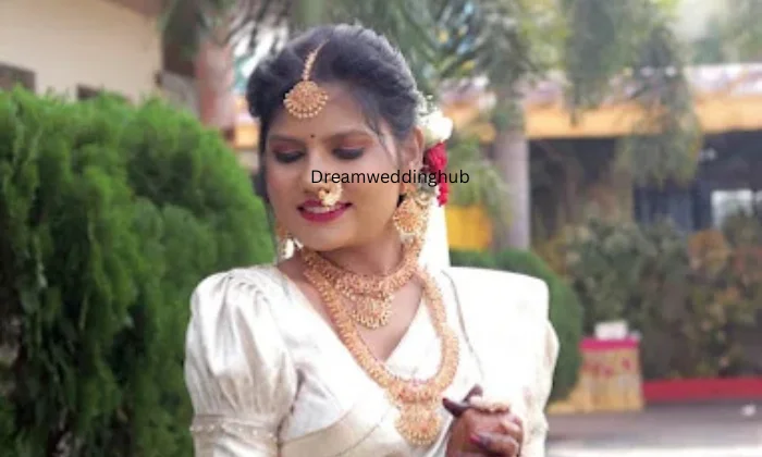 Saanvi Beauty Parlour